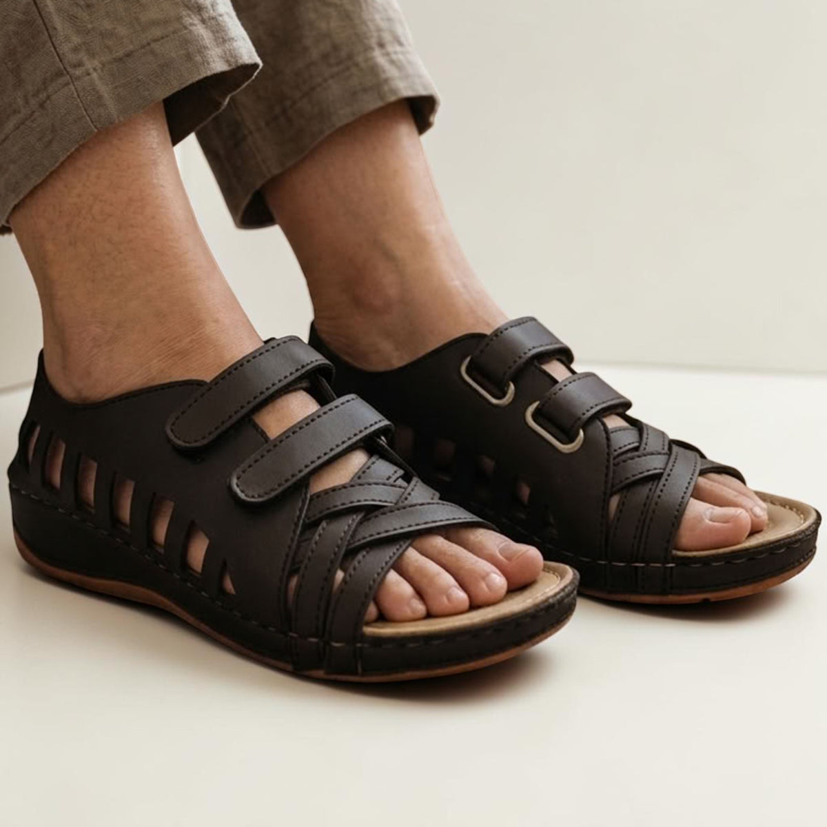 Roman Medicated Wedge Sandals - RTRO|3050