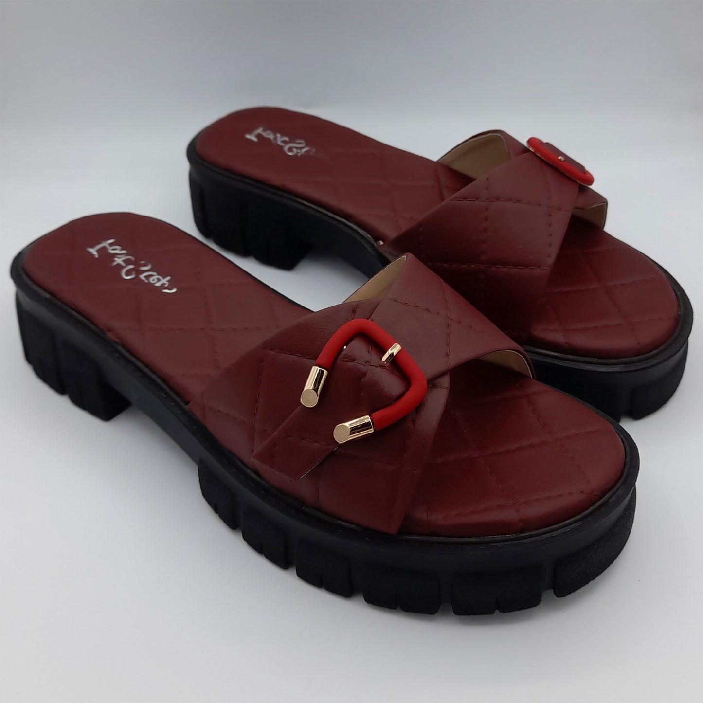 Chunky Comfort Slippers - DQ21650