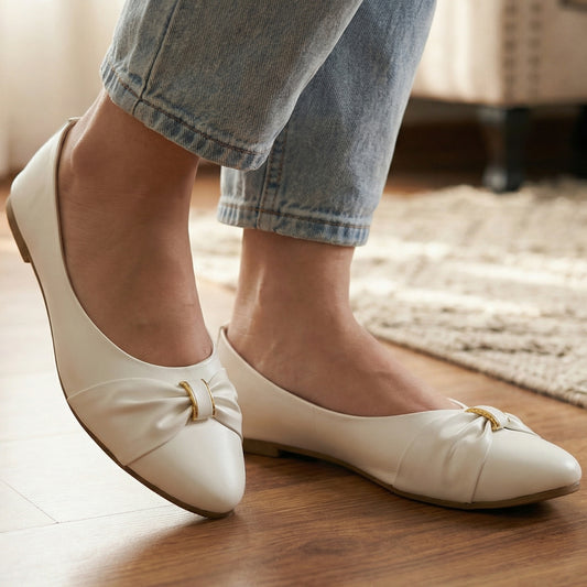 Ballerina Shoes with Bow Accent - MBK|1750